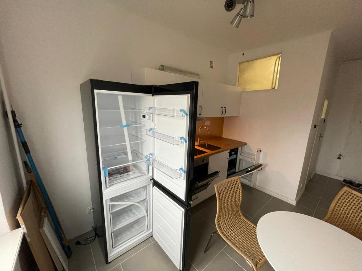 Apartament Piesza Apartment เคียลเซ ภายนอก รูปภาพ